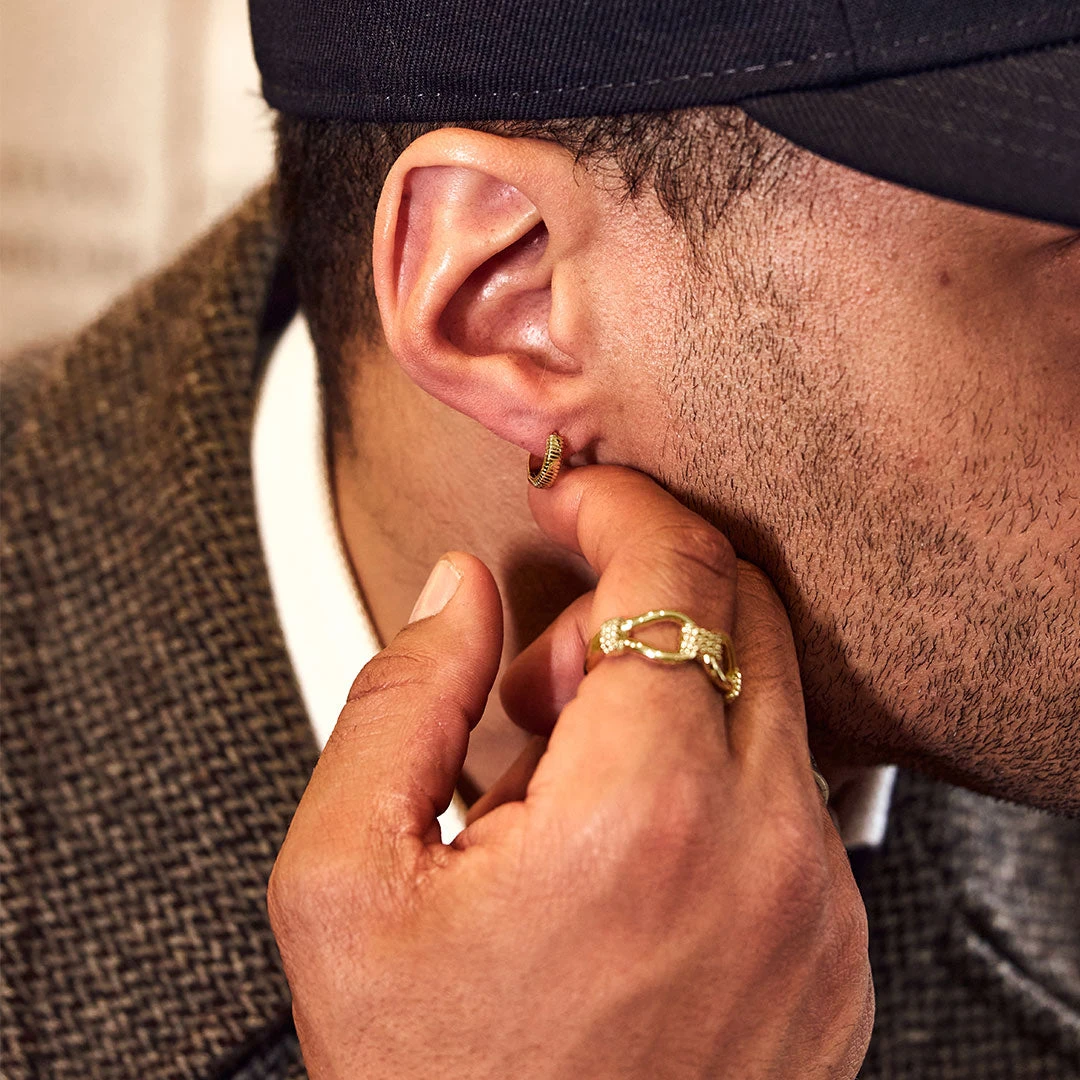 Gold Lasso Hoop Earring 10 Gold Lasso Hoop Earring - Image 8