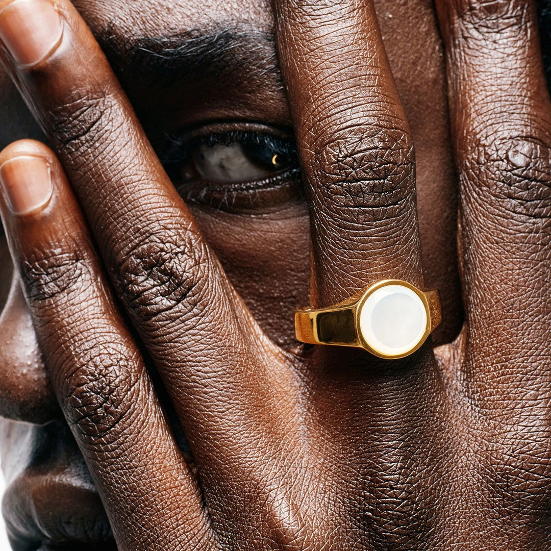 Gold Round Mother Of Pearl Ring 7 Gold Round Mother Of Pearl Ring - Image 5