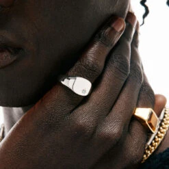 Silver Blue Topaz Birthstone Ring 14 Silver Blue Topaz Birthstone Ring -Serge DeNimes Jewelry Shop Silver Blue Topaz Birthstone Ring Model Shot 0d9cf0ed edd6 428c aef4 5d1ea4395bf7