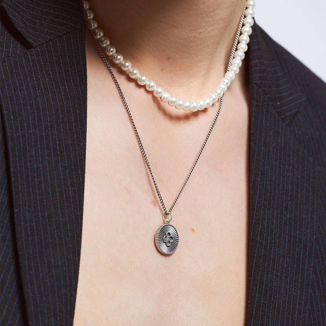 Silver Clover Necklace 8 Silver Clover Necklace - Image 7