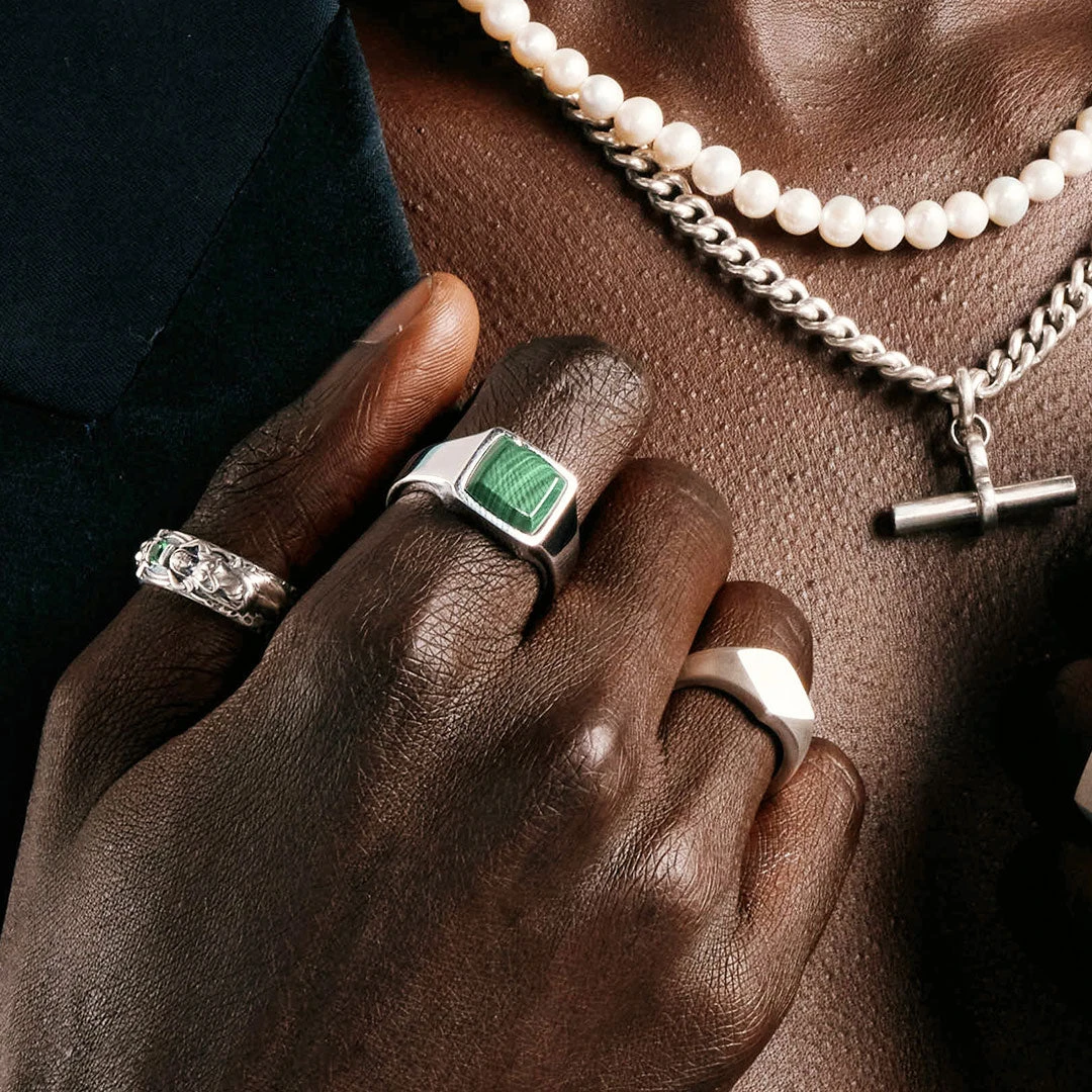 Silver Cushion Malachite Ring 7 Silver Cushion Malachite Ring - Image 5