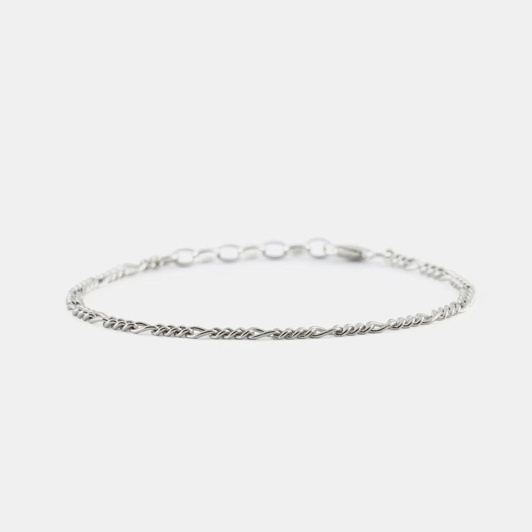 Silver Figaro Bracelet 5 Silver Figaro Bracelet - Image 3